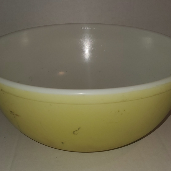 Vintage Pyrex Main Nesting Bowl Yellow 10.5"  #404 & A-12 Serving Bowl Pls Read - Picture 3 of 12